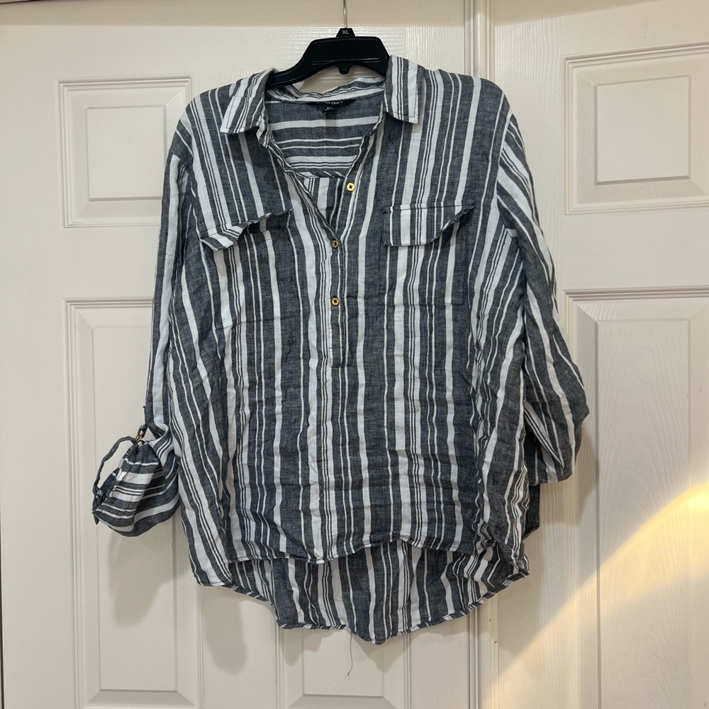 Ellen‎ Tracy Long sleeve Gray & white collar blouse Shirt 1X 100% linen coastal